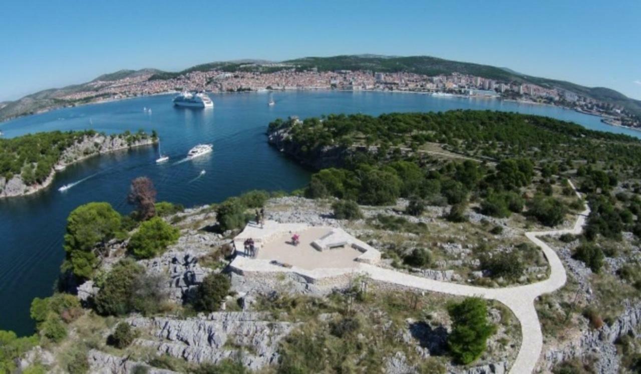 Studio Apartment Gray Šibenik Eksteriør billede